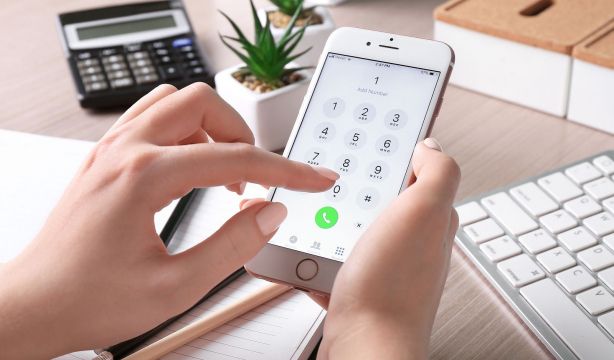 ¿Por qué debes borrar todos los números de contactos antiguos de tu móvil?