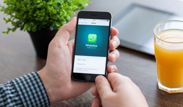 Si quieres seguir usando WhatsApp, deberás aceptar este requisito a partir del 11 de abril
