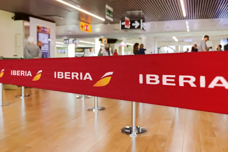 Iberia entre las aerolíneas más puntuales de Europa en 2024. BigStock Iberia entre las aerolíneas más puntuales de Europa en 2024. BigStock