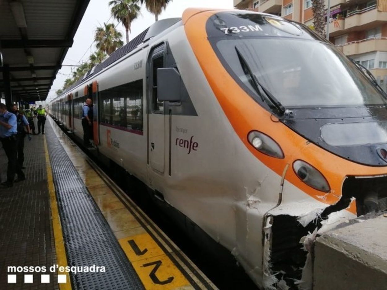 Muere un hombre al ser arrollado su vehículo por un tren en Begíjar (Jaén)