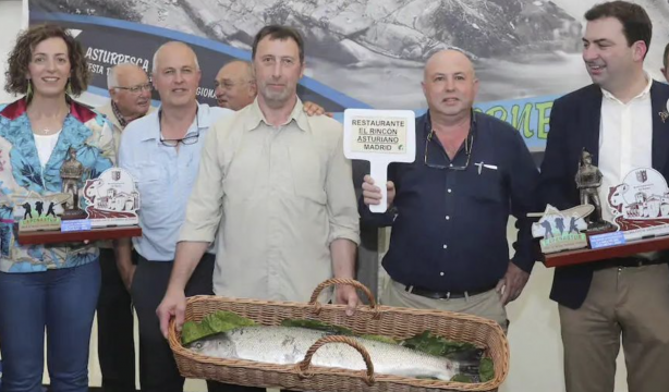 El Rincón Asturiano de Madrid se hace con el 'campanu' por la cifra récord de 19.300 euros