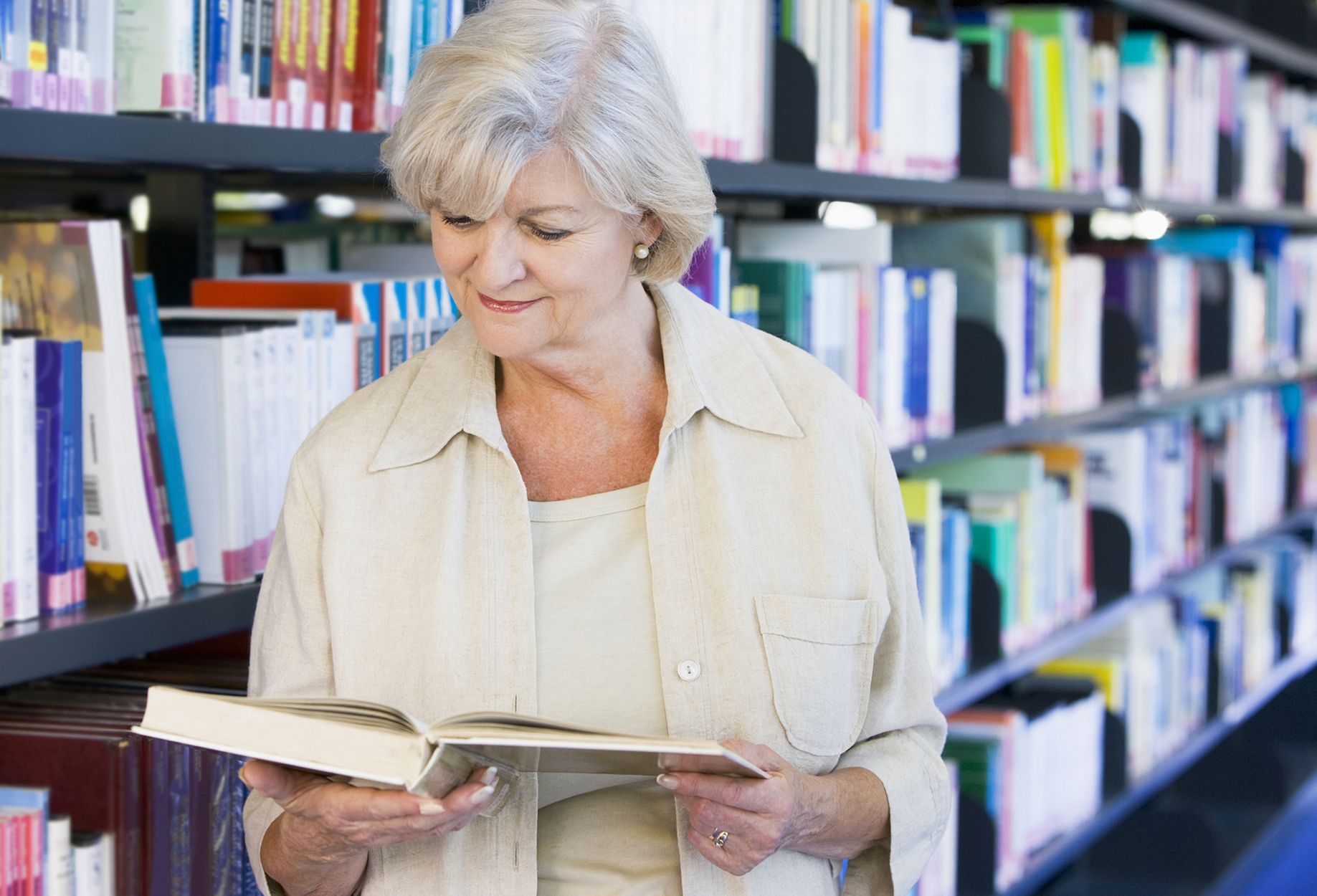 'NoSoloLectura', el proyecto para combatir la soledad no deseada de los mayores de Soria