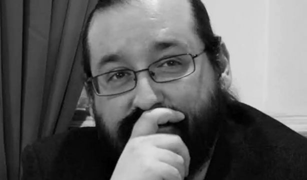 Denuncian al dramaturgo Ramón Paso por presuntos delitos sexuales contra 14 mujeres