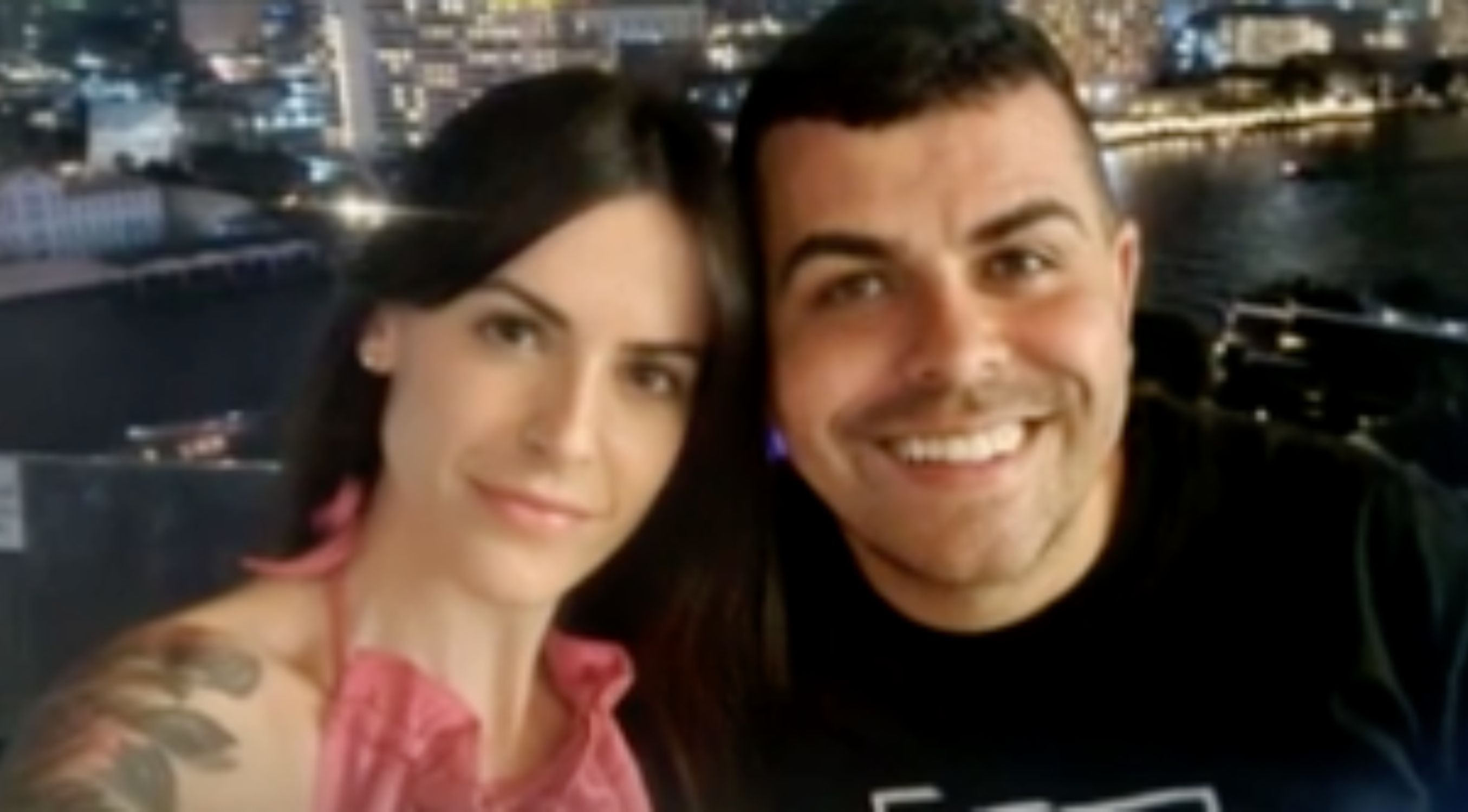 Álex, el vasco ingresado grave en Tailandia, podría volver pronto a España (Captura del programa TardeAR) Álex, el vasco ingresado grave en Tailandia, podría volver pronto a España (Captura del programa TardeAR)