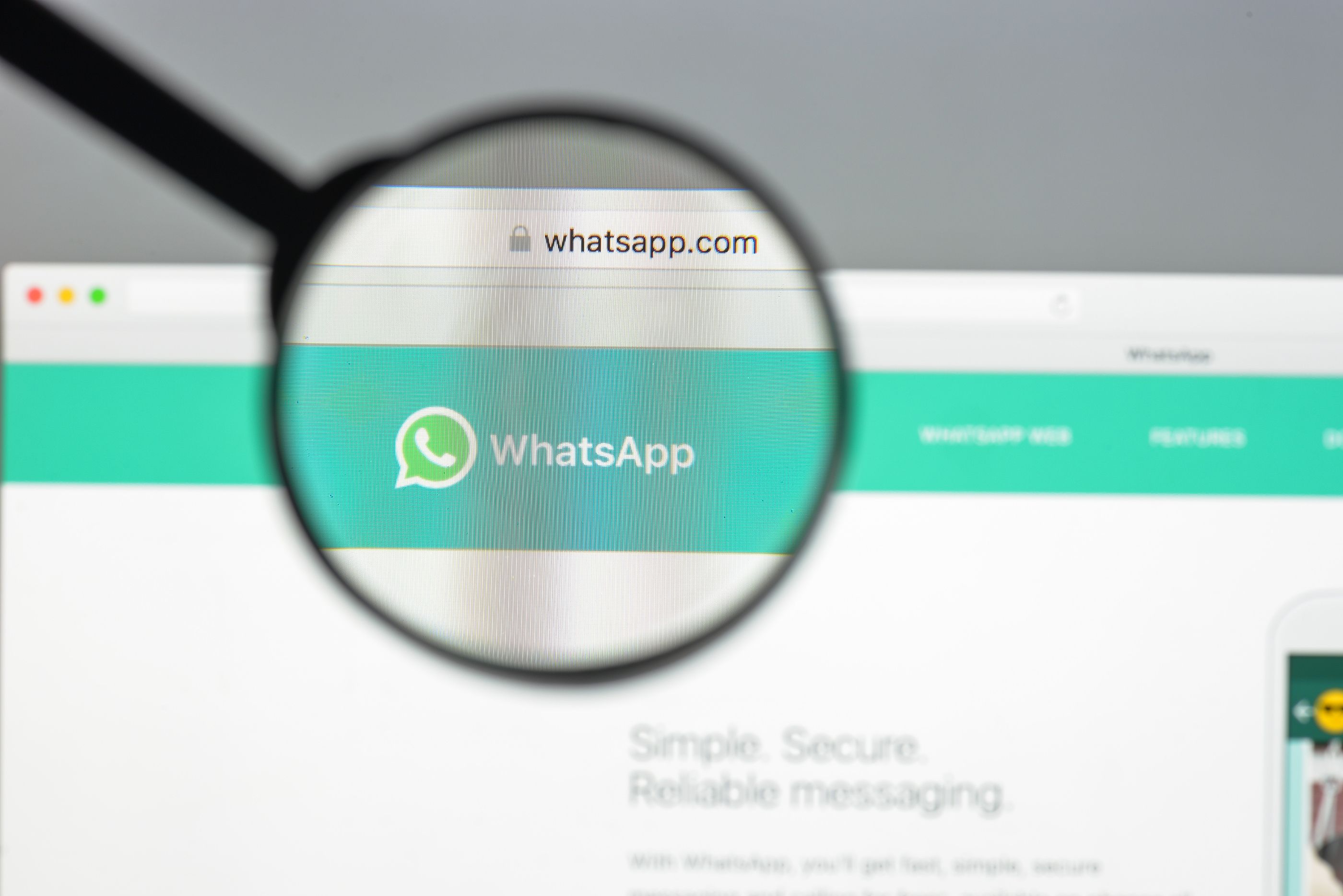 Esto es lo que debes saber si firmas un contrato de alquiler por WhatsApp (Bigstock)