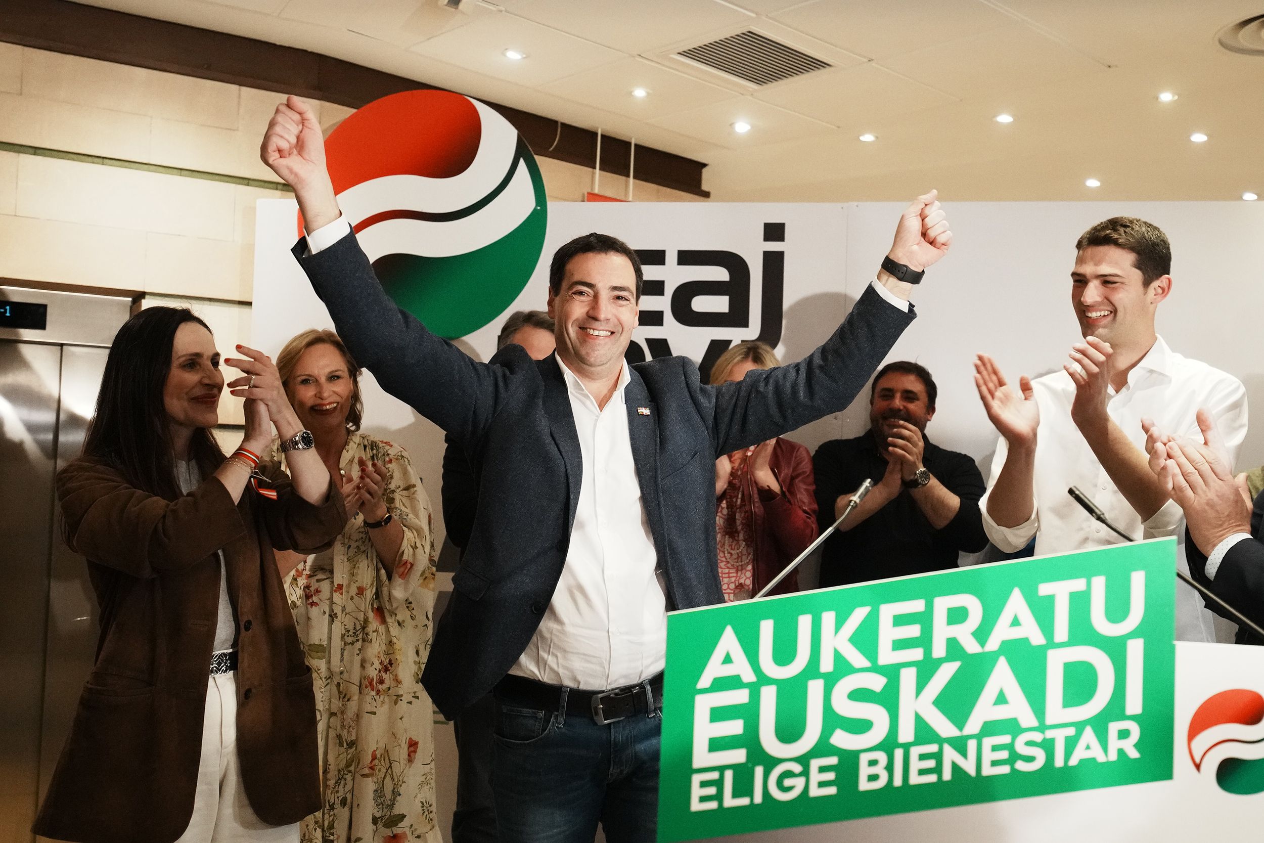 EuropaPress 5906640 candidato pnv lehendakari imanol pradales finalizar jornada electoral