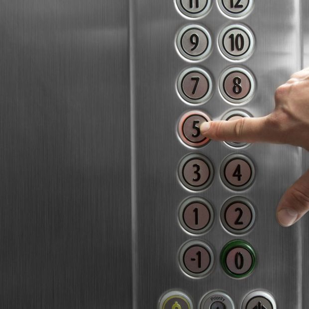 ¿Cómo saber si en tu comunidad hay que cambiar los ascensores?