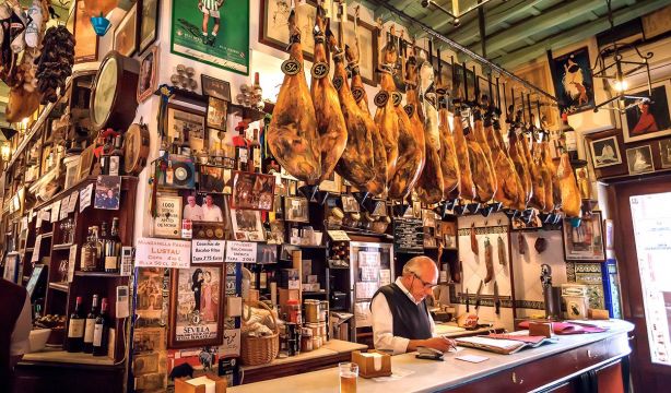 Los sénior andaluces, los que más ayudan económicamente a sus familiares de España