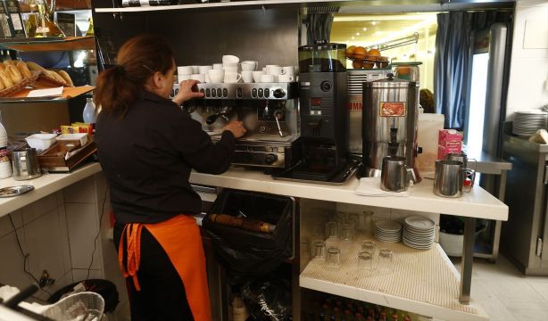 España supera por primera vez la barrera de los 21 millones de ocupados