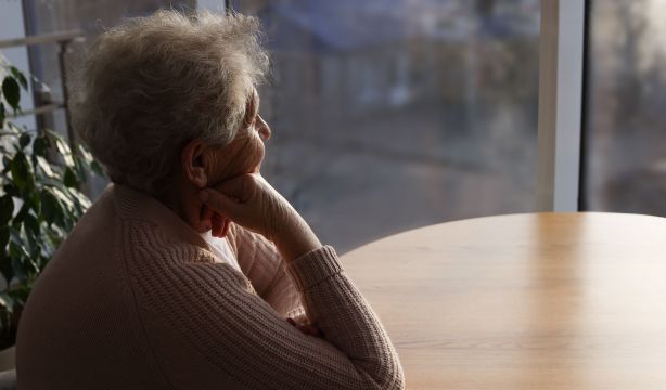 Zamora, ciudad elegida para un proyecto pionero sobre soledad y envejecimiento activo (Bigstock)