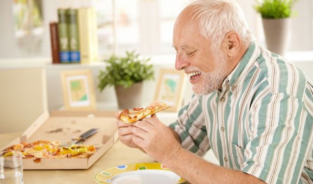 ¿Cómo dañan los alimentos ultraprocesados a nuestros huesos?