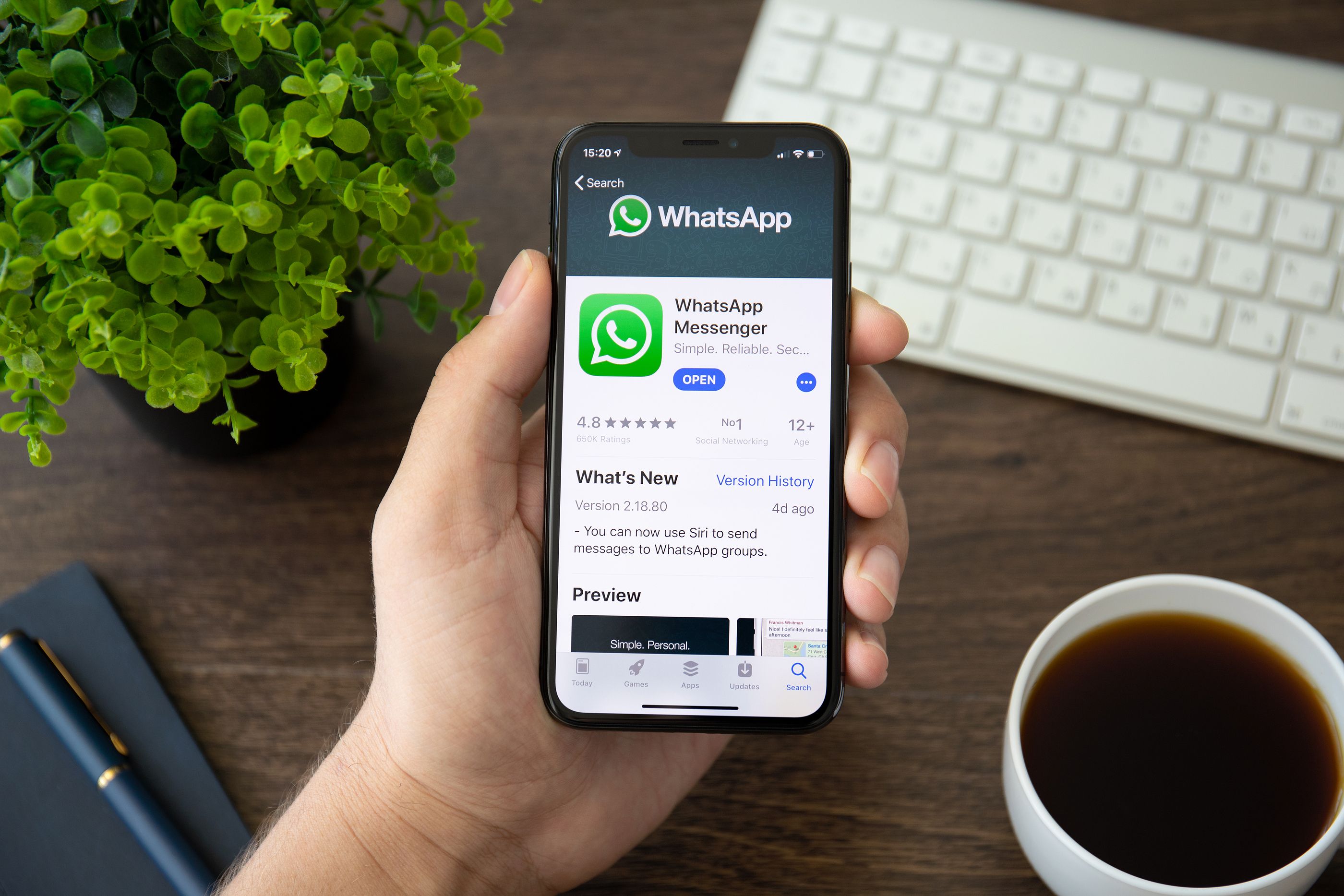 WhatsApp rediseña su interfaz con nuevos colores e iconos en Android e iOS (Bigstock)