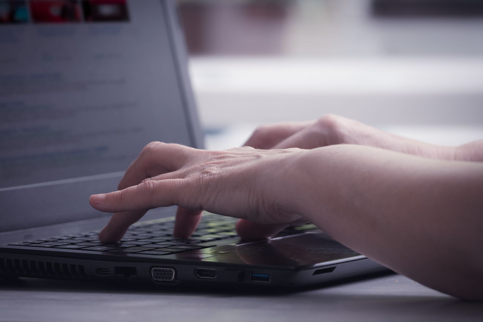 Problemas con el Registro de la Propiedad y Mercantil "online" en el día de su lanzamiento Problemas con el Registro de la Propiedad y Mercantil "online" en el día de su lanzamiento