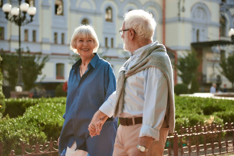 El miedo a envejecer crece entre los mayores de 55 años: solo el 22% lo considera positivo