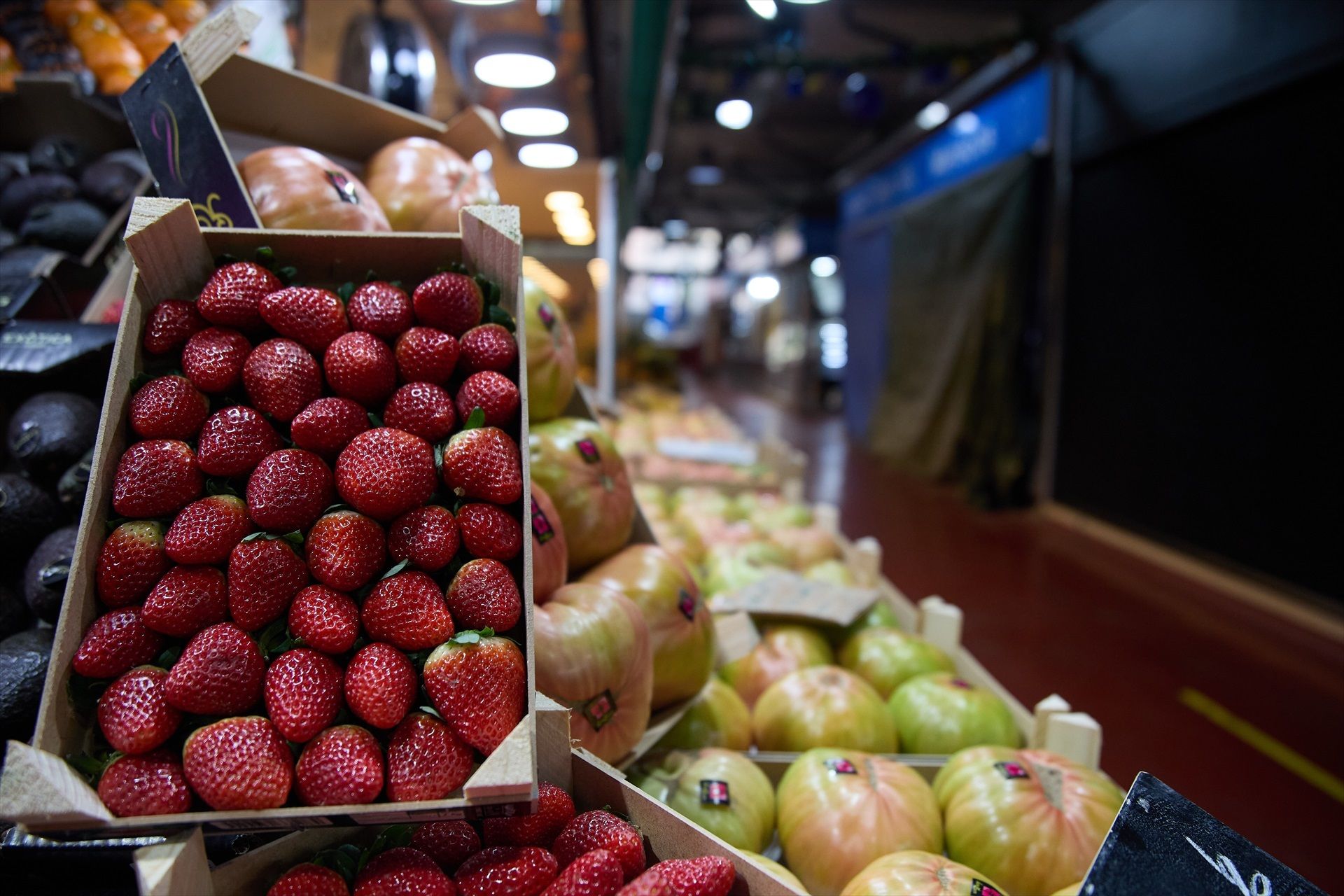 El IPC escala al 3,3% en abril por los alimentos, que suben un 4,7%, y el mayor coste del gas