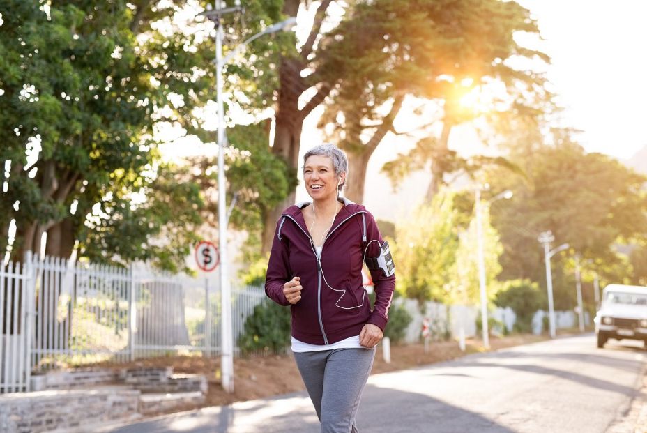Correr más de 1 kilómetro en cuatro minutos te añade estos años de vida Correr más de 1 kilómetro en cuatro minutos te añade estos años de vida