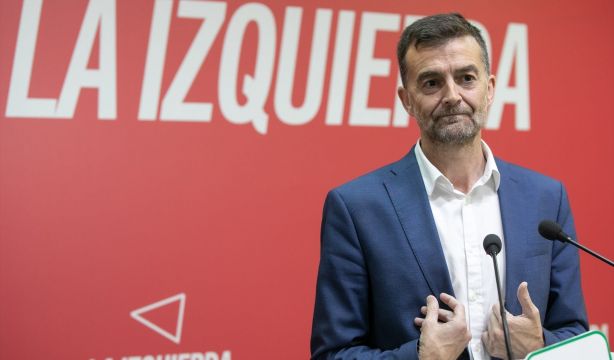 Antonio Maíllo gana el pulso a la ministra Sira Rego y será el líder de Izquierda Unida