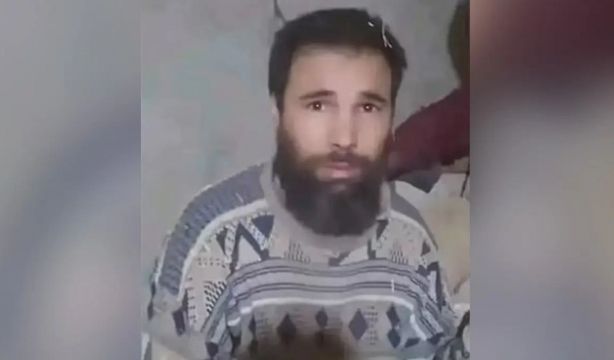 Encuentran a un hombre que desapareció hace 27 años en la casa de su vecino en Argelia