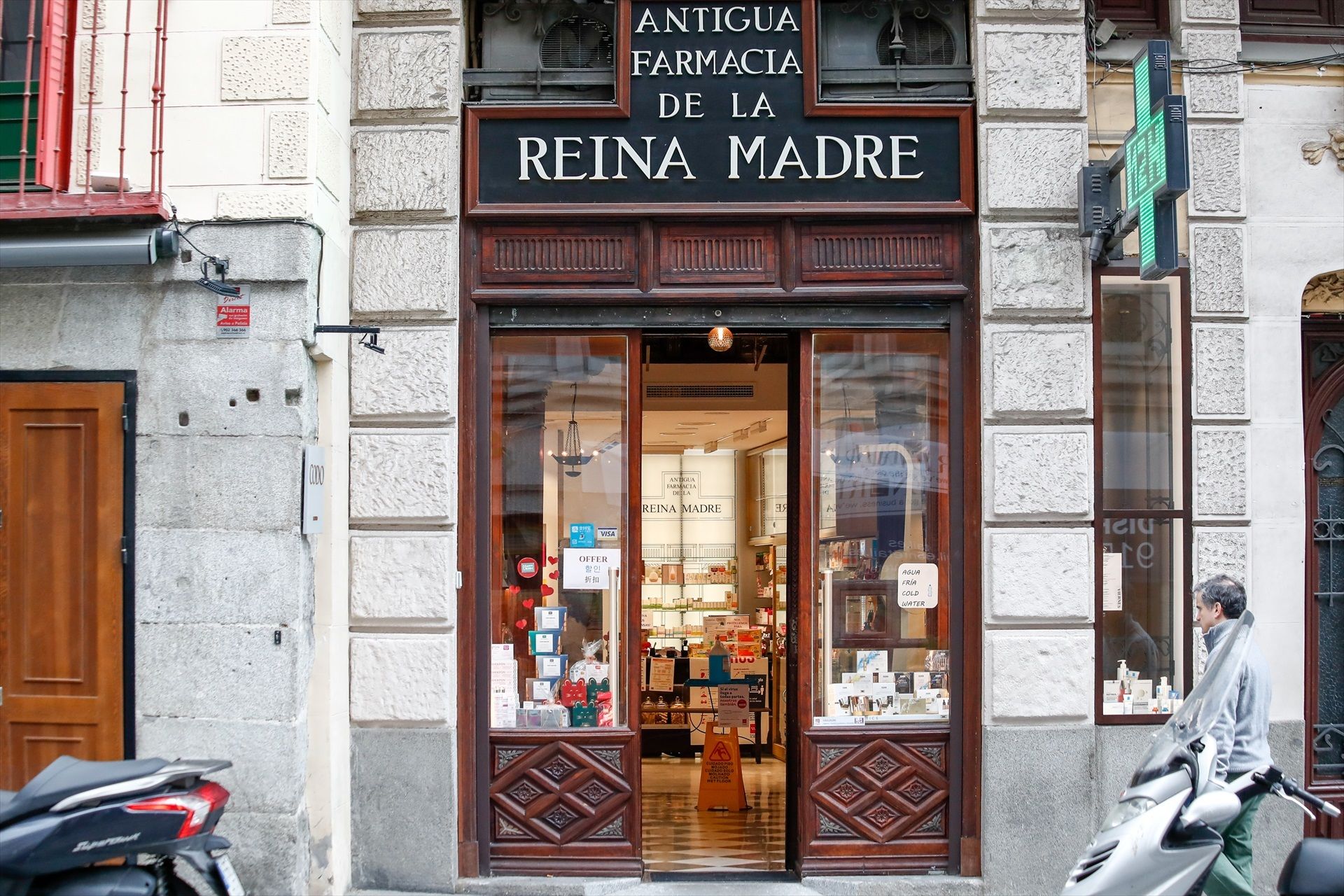 La tienda más antigua de Madrid: 400 años de historia y un pasadizo que conecta con el Palacio Real (Europa Press)
