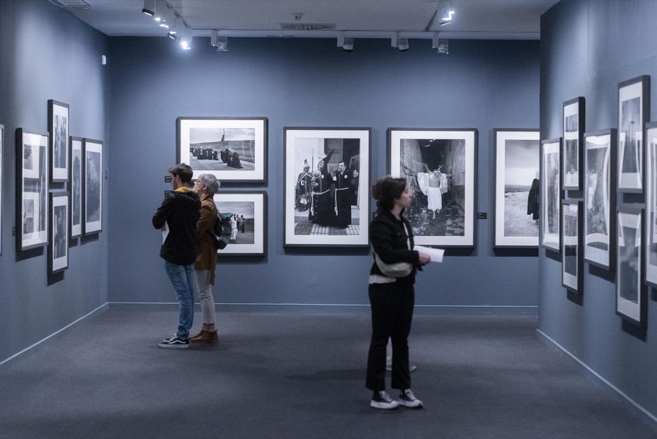 El Círculo de Bellas Artes exhibe la ´España Oculta´de la fotógrafa Cristina García Rodero (Europa Press) El Círculo de Bellas Artes exhibe la ´España Oculta´de la fotógrafa Cristina García Rodero (Europa Press)
