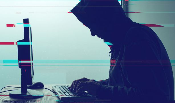Cuidado: el Incibe alerta de la nueva estafa 'Pegasus': ¿de qué se trata?