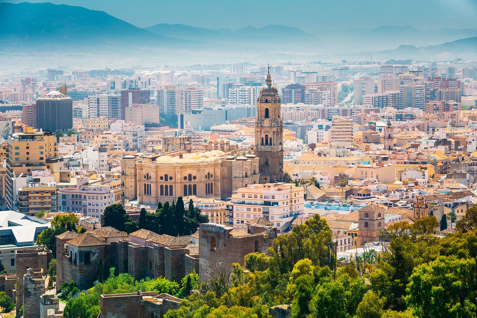 Las ciudades de España dónde más sube el esfuerzo económico para comprar una vivienda en 2024