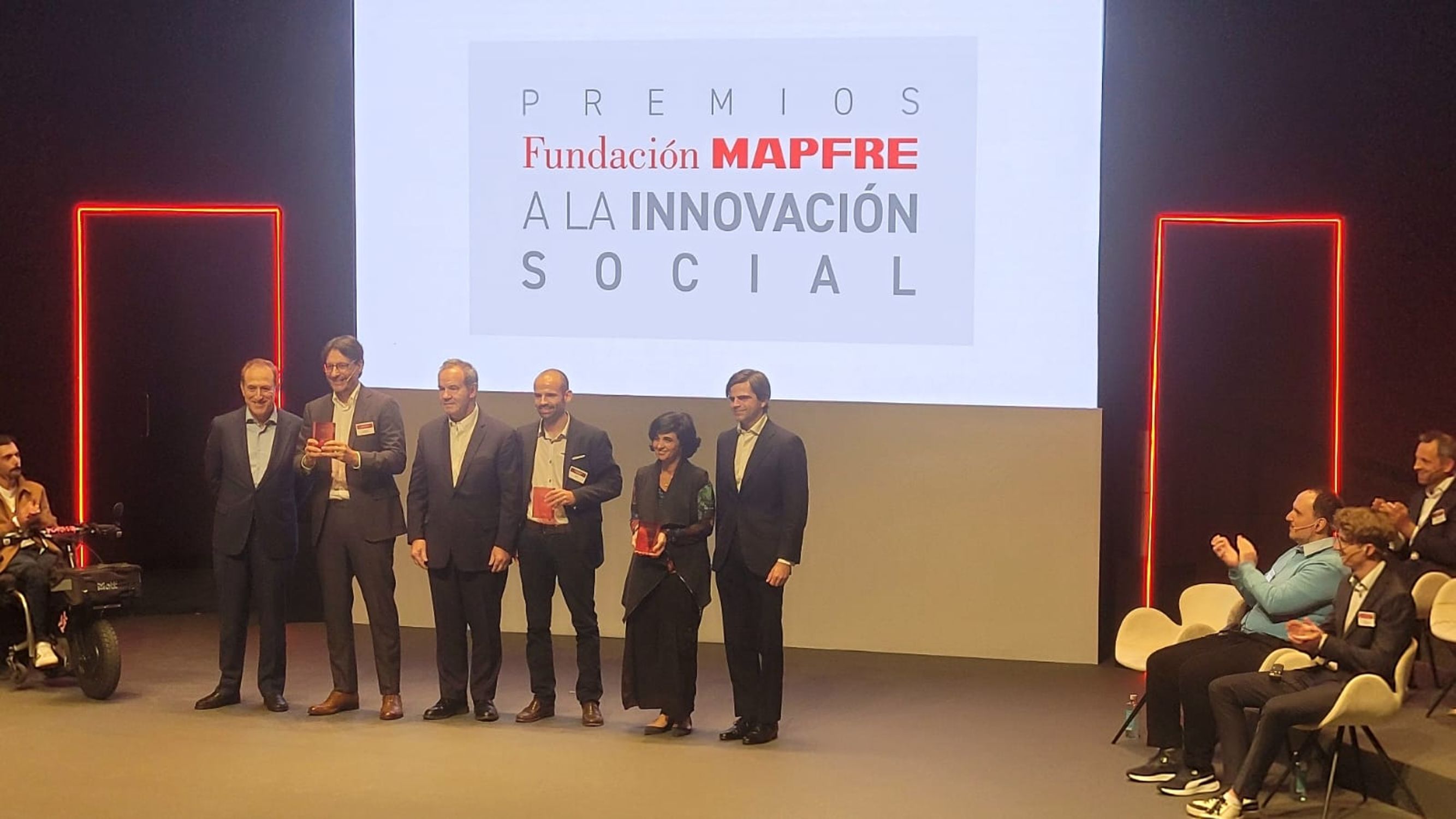 Una app para los cuidadores de mayores gana los Premios Fundación MAPFRE a la Innovación Social