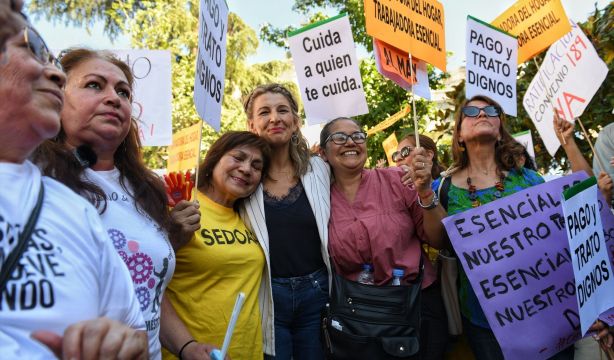 Yolanda Díaz anuncia novedades en la regulación de las empleadas de hogar