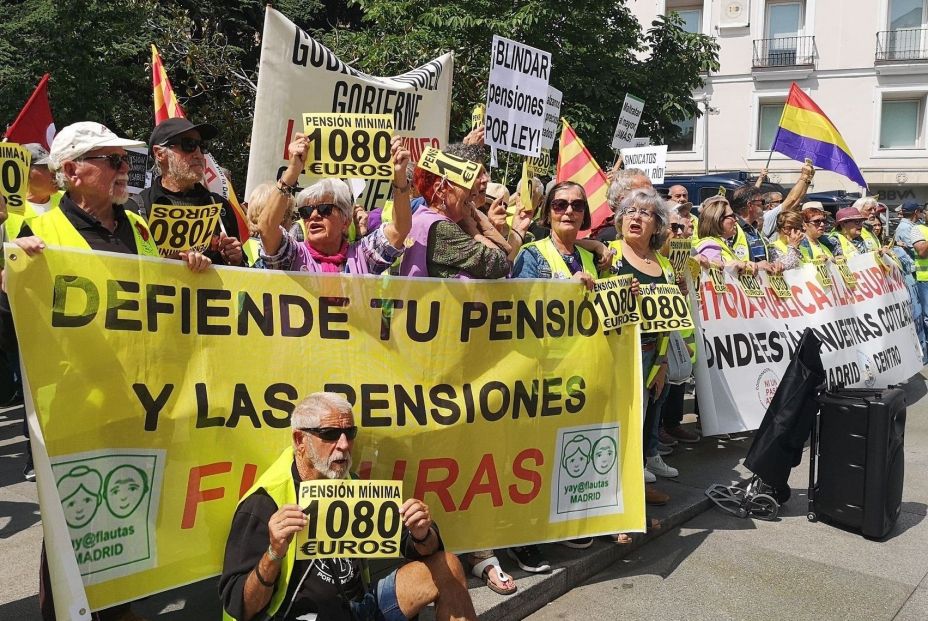 Las pensiones son sostenibles y deben priorizarse frente al gasto en defensa