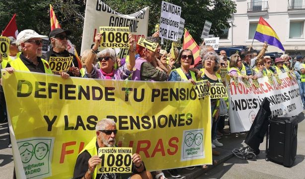 Las pensiones son sostenibles y deben priorizarse frente al gasto en defensa
