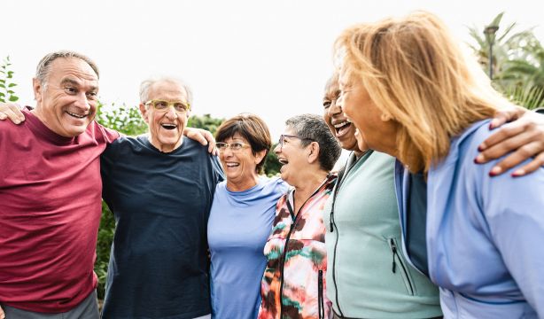 Salamanca lanza una nueva edición de 'Me Mantengo Activo en Verano' para las personas mayores (Bigstock)