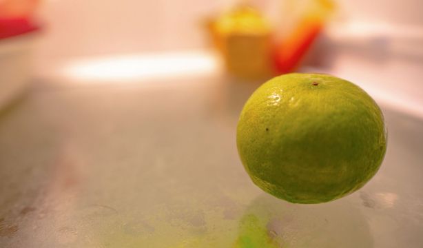 Con este truco podrás recuperar las limas y los limones secos de la nevera