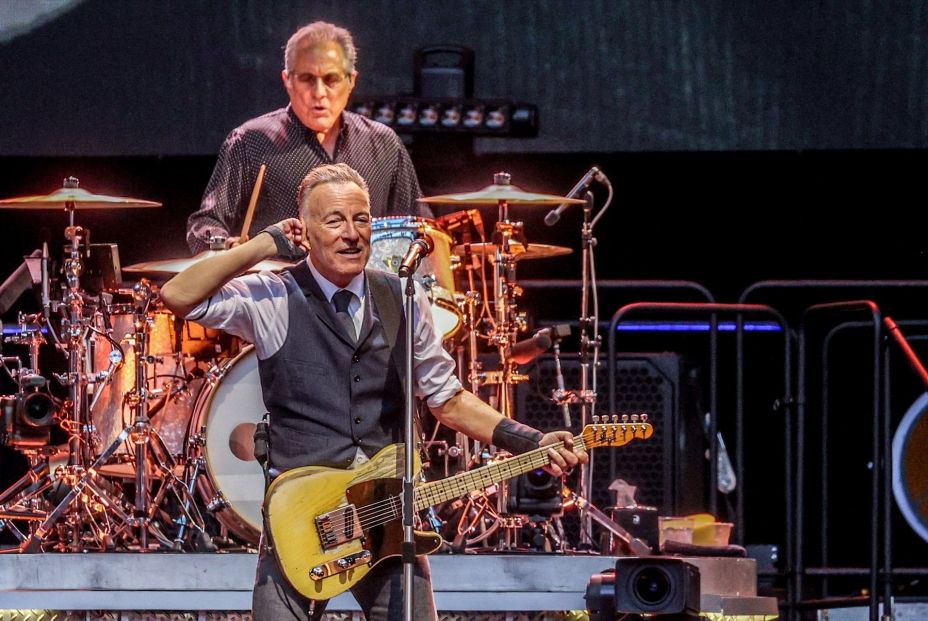 Los viejos rockeros nunca mueren... ni se jubilan: 10 leyendas que no se bajan de los escenarios Los viejos rockeros nunca mueren... ni se jubilan: 10 leyendas que no se bajan de los escenarios