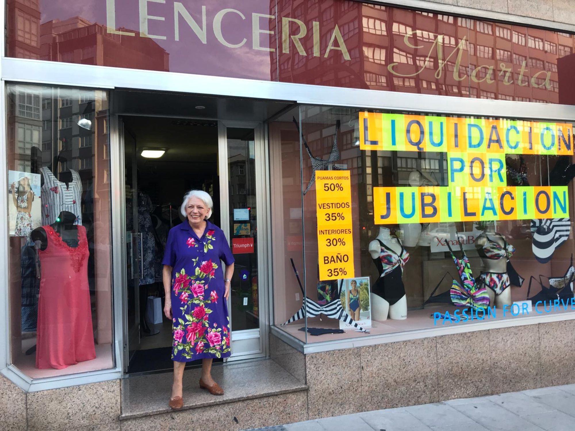 Dolores Agra, la mujer con más años cotizados de España se jubila