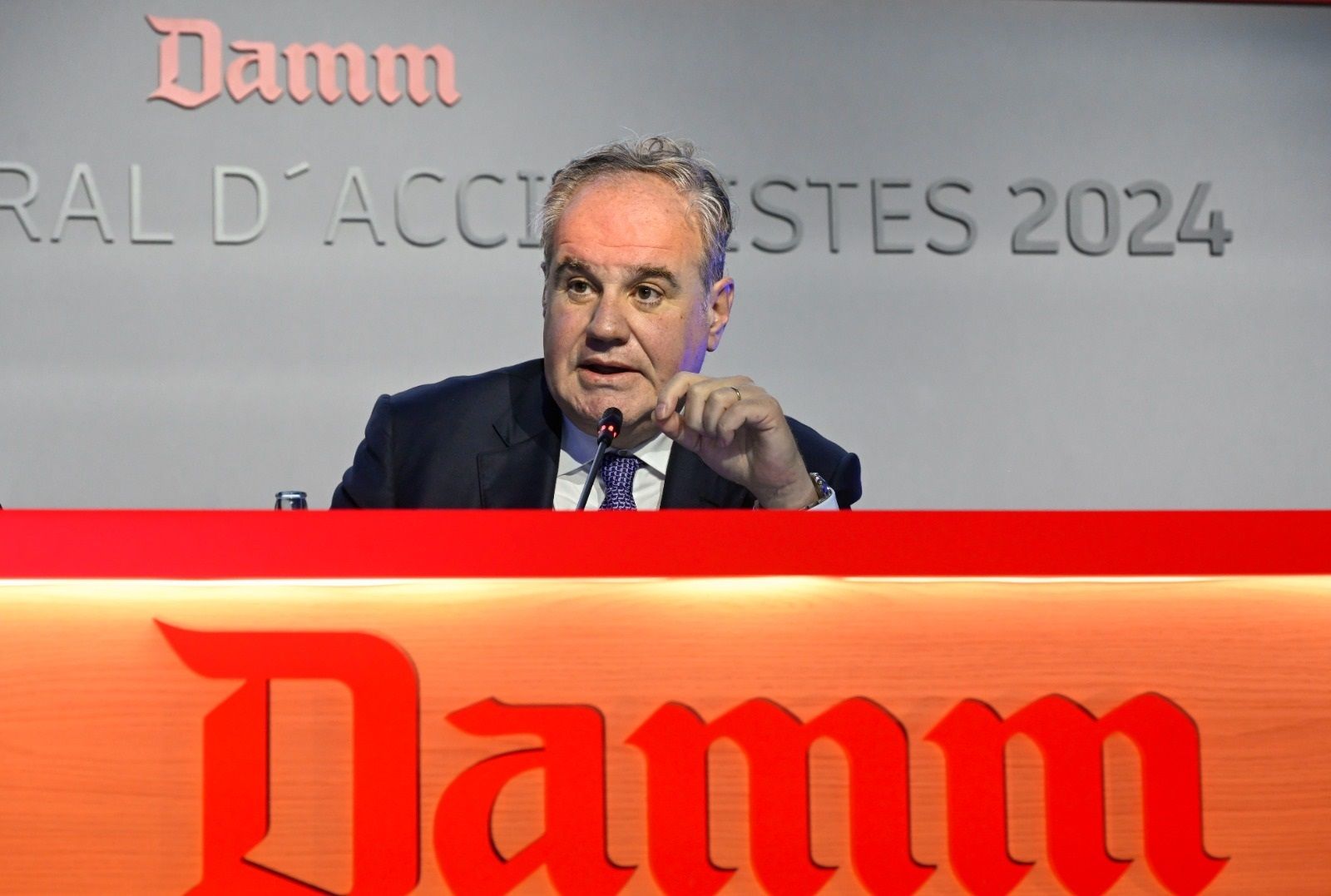 La familia Carceller crea el mayor grupo de batidos de España