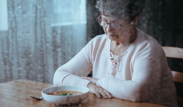 Desnutrición en mayores: factores de riesgo y consejos para evitarla