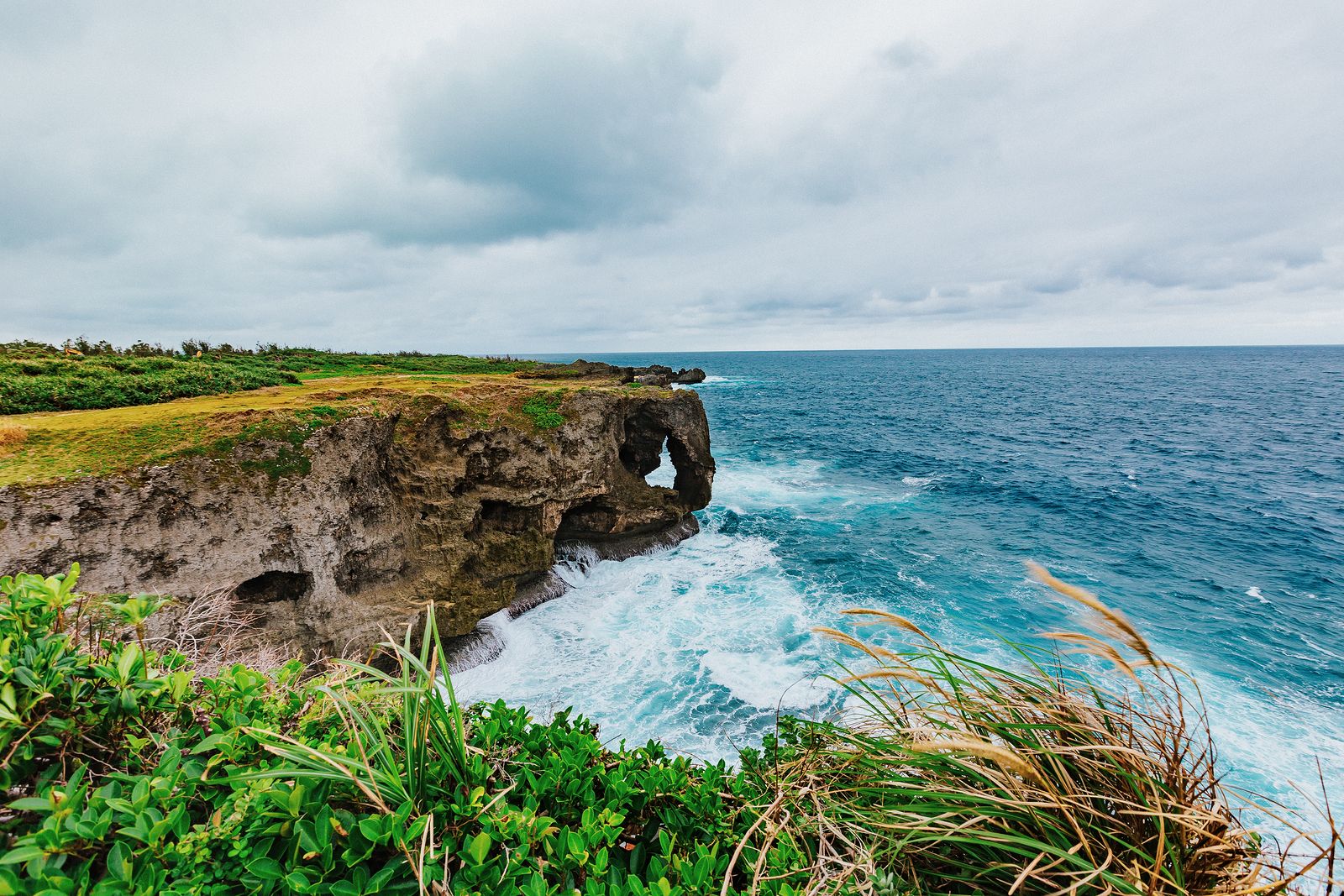 bigstock Scenery of Manzamo Cape in Oki 275415325