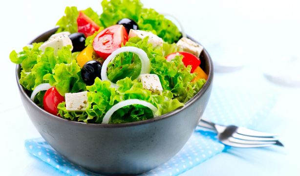 La OCU suspende gran parte de las ensaladas preparadas del supermercado