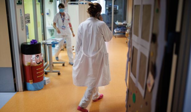 El tiempo de espera para consultas externas en Madrid se reduce 9 días desde enero