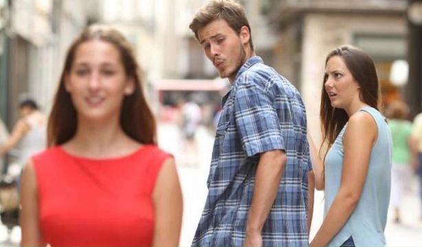 Los memes pueden condicionar nuestras ideas políticas en periodos electorales