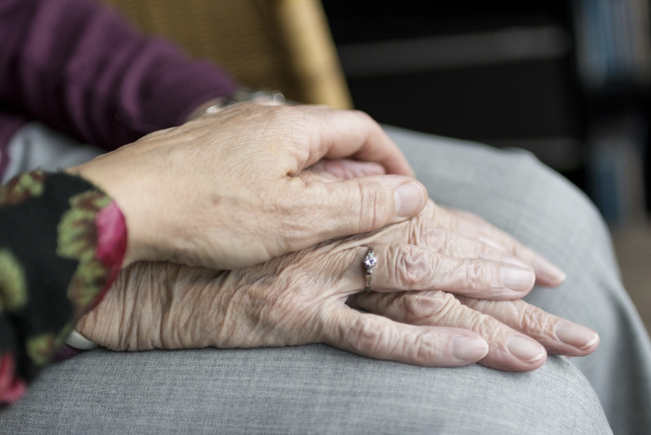¿Cómo cuidar la piel en la tercera edad? ¿Cómo cuidar la piel en la tercera edad?