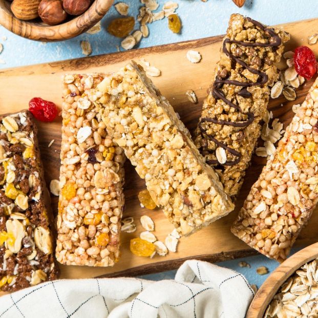 bigstock Granola Bar Healthy Snack C 287631484