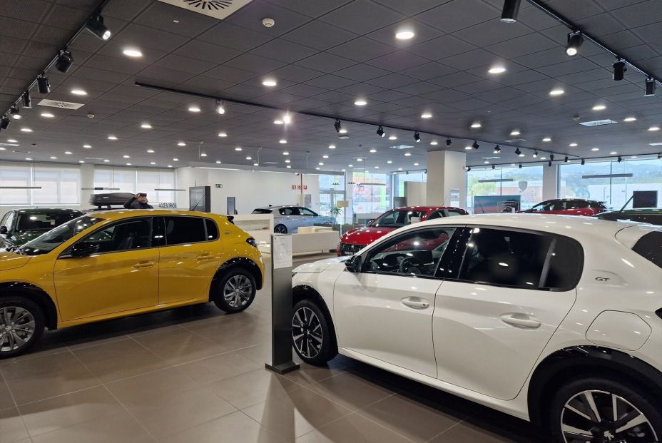 El precio de los coches nuevos se ha disparado casi un 40% en solo cinco años El precio de los coches nuevos se ha disparado casi un 40% en solo cinco años