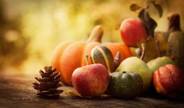 Esto es lo que hace por tu salud futura tomar más frutas en la mediana edad