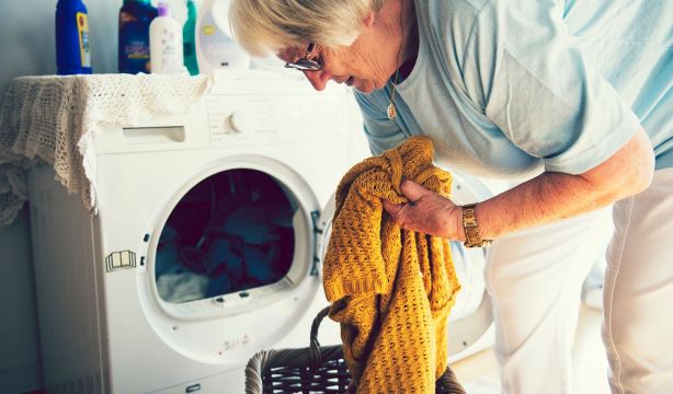 ¿Sabes qué significan los iconos de las etiquetas de tu ropa?