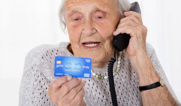 CaixaBank pone en alerta a sus clientes sobre la estafa del falso gestor