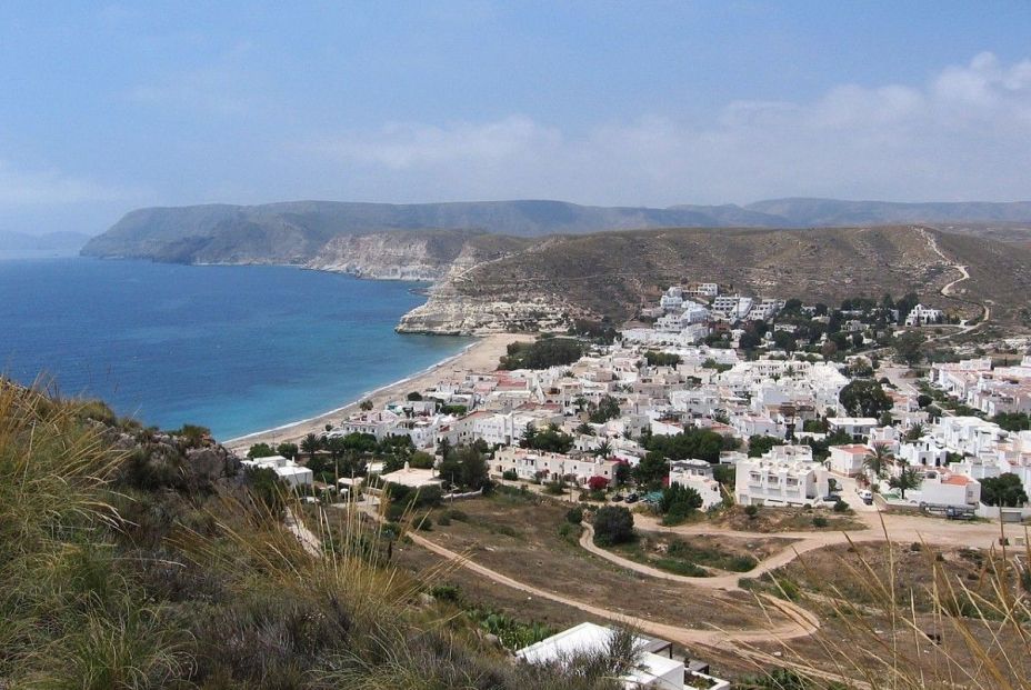 Pueblos costeros y poco conocidos en España (Idealista) Pueblos costeros y poco conocidos en España (Idealista)