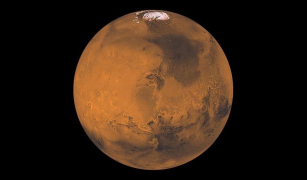 Marte podría ser habitable para microbios en tan solo décadas