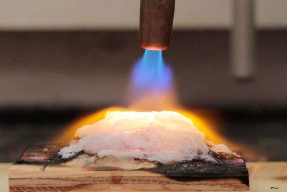Nuevo gel protege las casas de los incendios forestales (Europa Press) Nuevo gel protege las casas de los incendios forestales (Europa Press)
