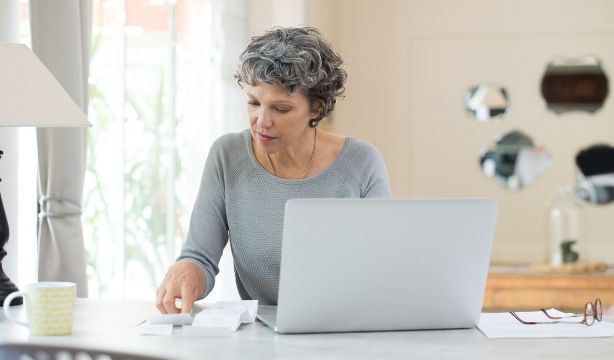 Los casos en los que la Seguridad Social te puede quitar una parte de la pensión de incapacidad